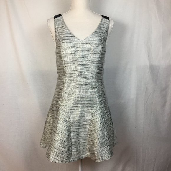 Adelyn Rae Dresses & Skirts - Adelyn Rae Gray Shimmery Dress